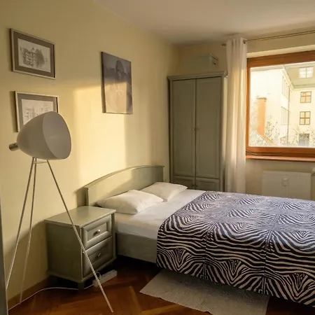 Spacious In The Heart Of Apartment