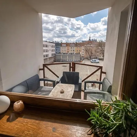 Apartment Spacious In The Heart Of *